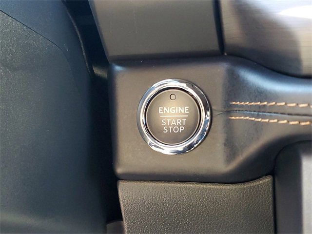Used 2024 Ford Expedition Platinum image 13