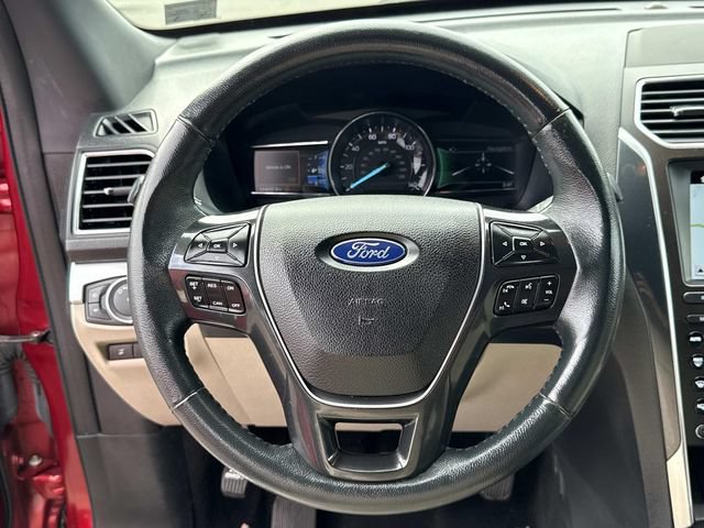 Used 2019 Ford Explorer Limited w/ Class III Trailer Tow Package AWD/4WD image 18