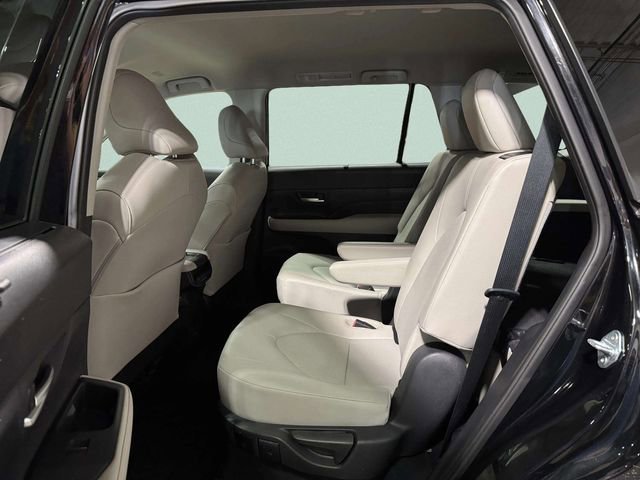 Used 2024 Toyota Grand Highlander AWD image 25
