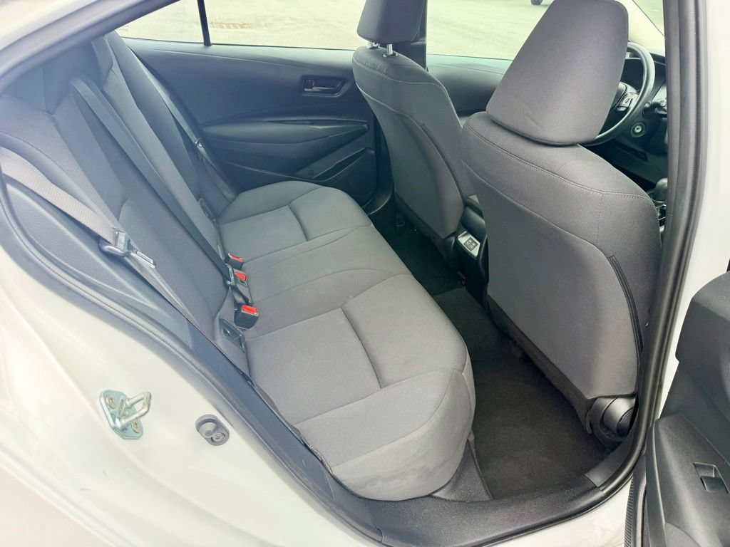 Used 2023 Toyota Corolla LE FWD image 11
