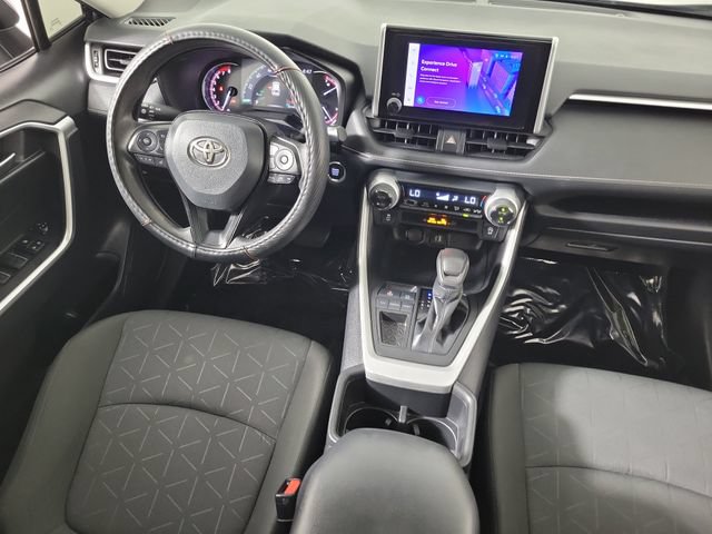 Used 2023 Toyota RAV4 XLE w/ Convenience Package FWD image 15