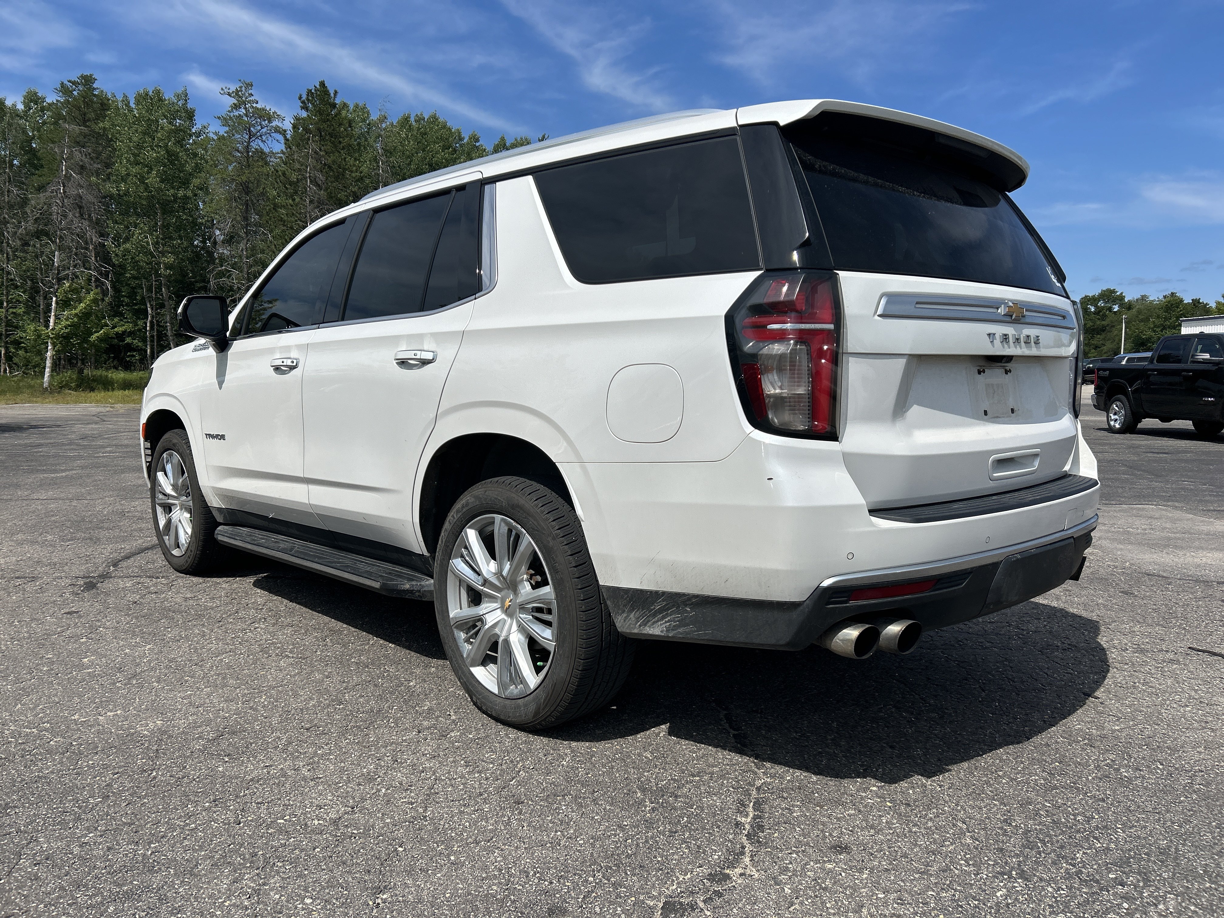 Used 2021 Chevrolet Tahoe High Country AWD/4WD image 6