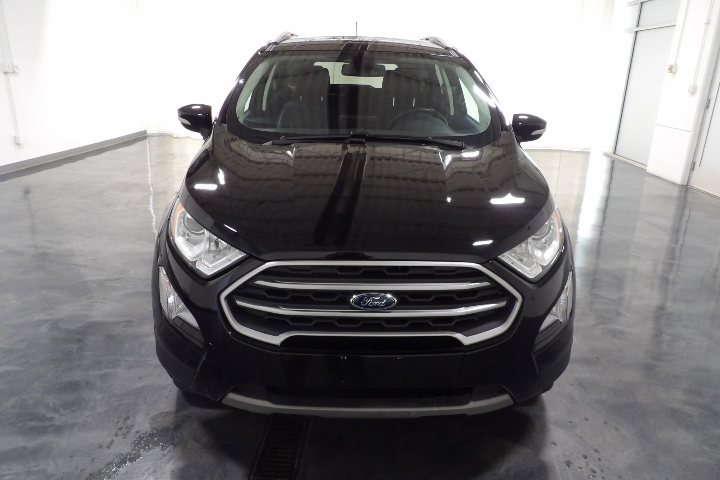 Used 2021 Ford EcoSport Titanium w/ Interior Protection Package image 2