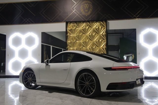 Used 2020 Porsche 911 Carrera RWD image 5