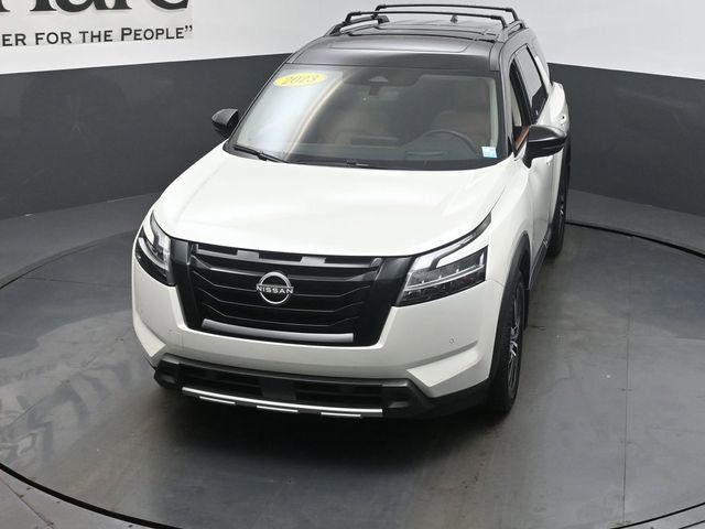 Used 2023 Nissan Pathfinder Platinum AWD/4WD image 45
