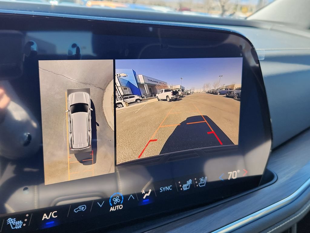 New 2026 Chevrolet Tahoe Premier w/ Sun And Tow Package AWD/4WD image 16