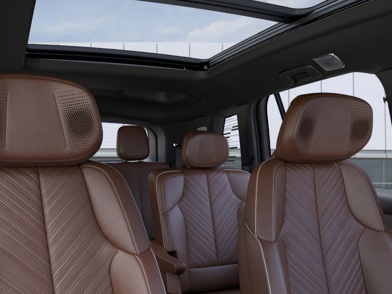 New 2026 Cadillac Vistiq Platinum w/ LPO, Floor Liner Package image 24