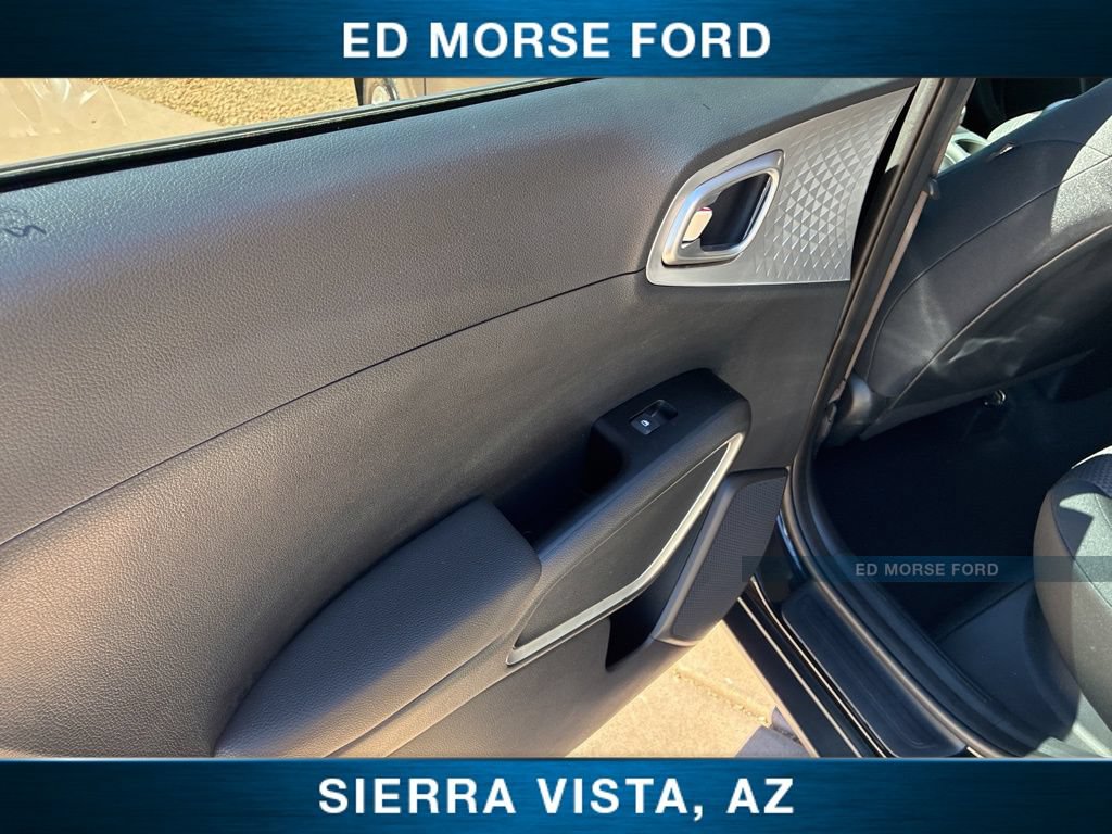 Certified 2025 Kia Soul LX FWD image 14
