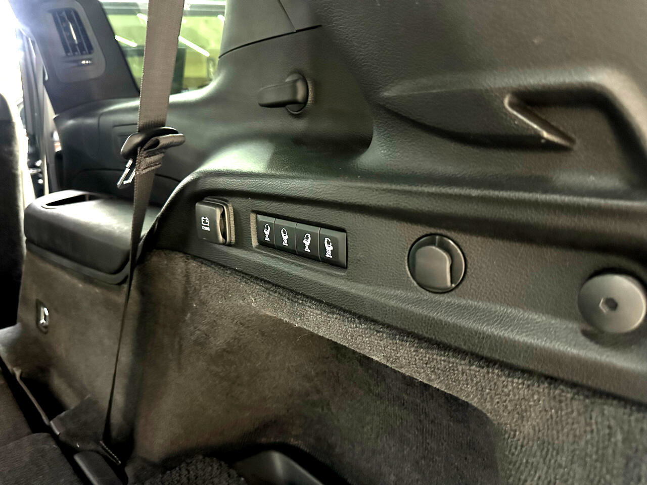 Used 2022 Jeep Grand Cherokee L Summit w/ Advanced Protech Group IV image 14