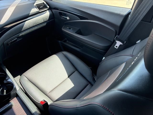 Used 2023 Honda Ridgeline Black Edition image 17