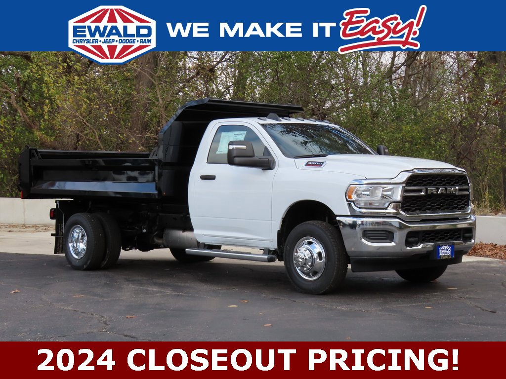 New 2024 RAM 3500 Tradesman image 1