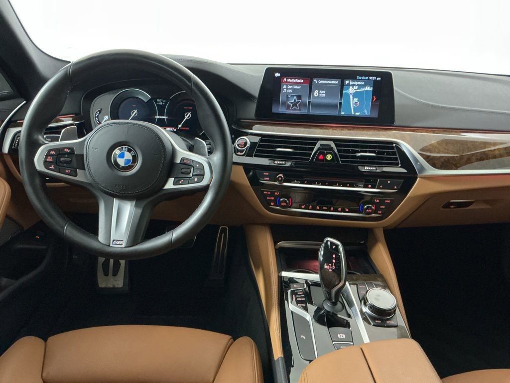 Used 2018 BMW M550i xDrive w/ Dynamic Handling Package image 9