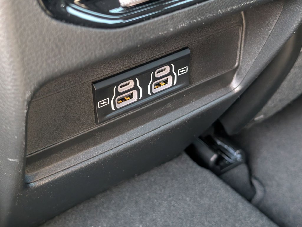 New 2026 Jeep Grand Cherokee Laredo AWD/4WD image 23
