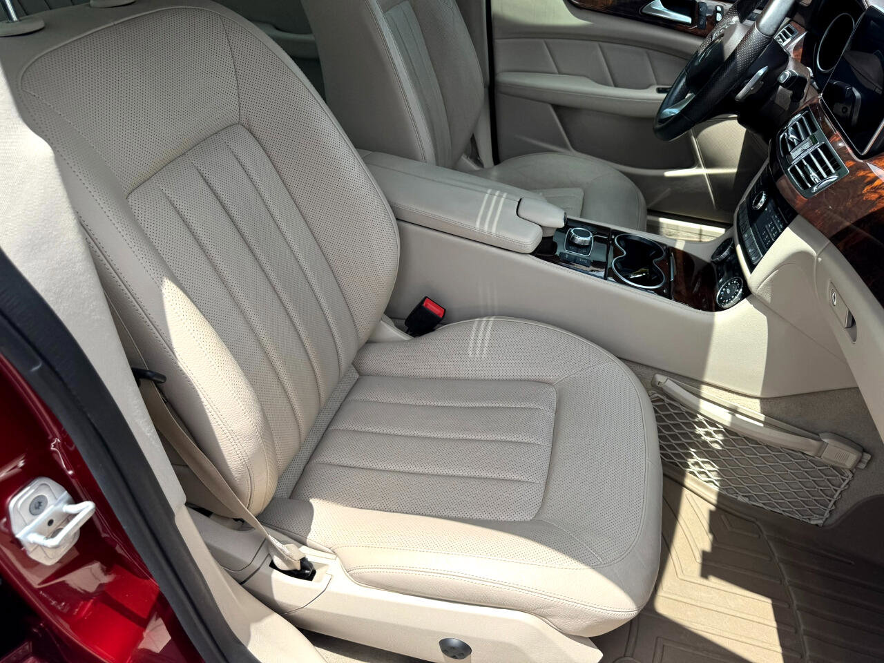 Used 2018 Mercedes-Benz CLS 550 4MATIC image 32