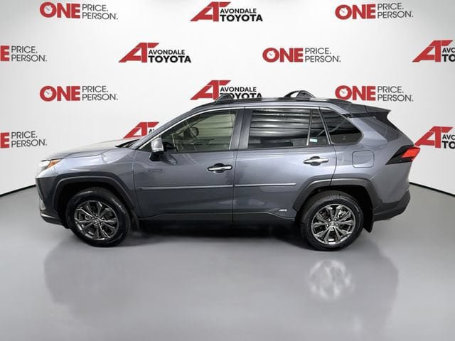 Certified 2022 Toyota RAV4 Limited w/ Limited Grade Weather Package AWD/4WD image 5