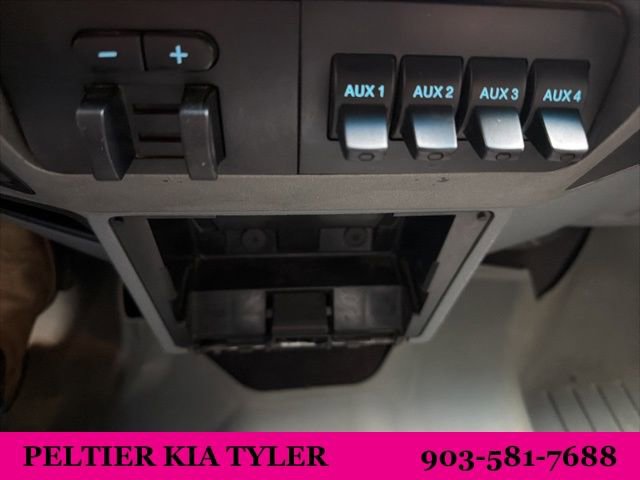 Used 2016 Ford F250 XLT w/ XLT Value Package AWD/4WD image 24