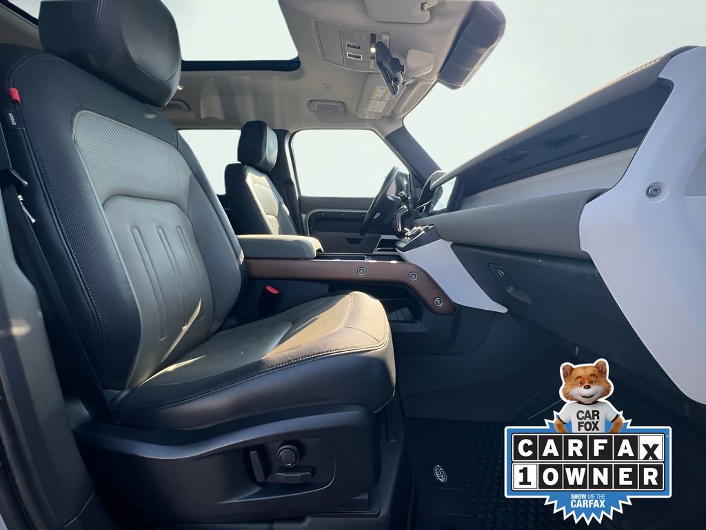 Used 2022 Land Rover Defender 110 X-Dynamic SE image 30