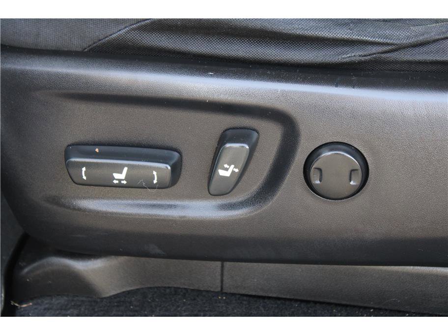 Used 2013 Toyota 4Runner SR5 w/ Convenience Pkg image 11