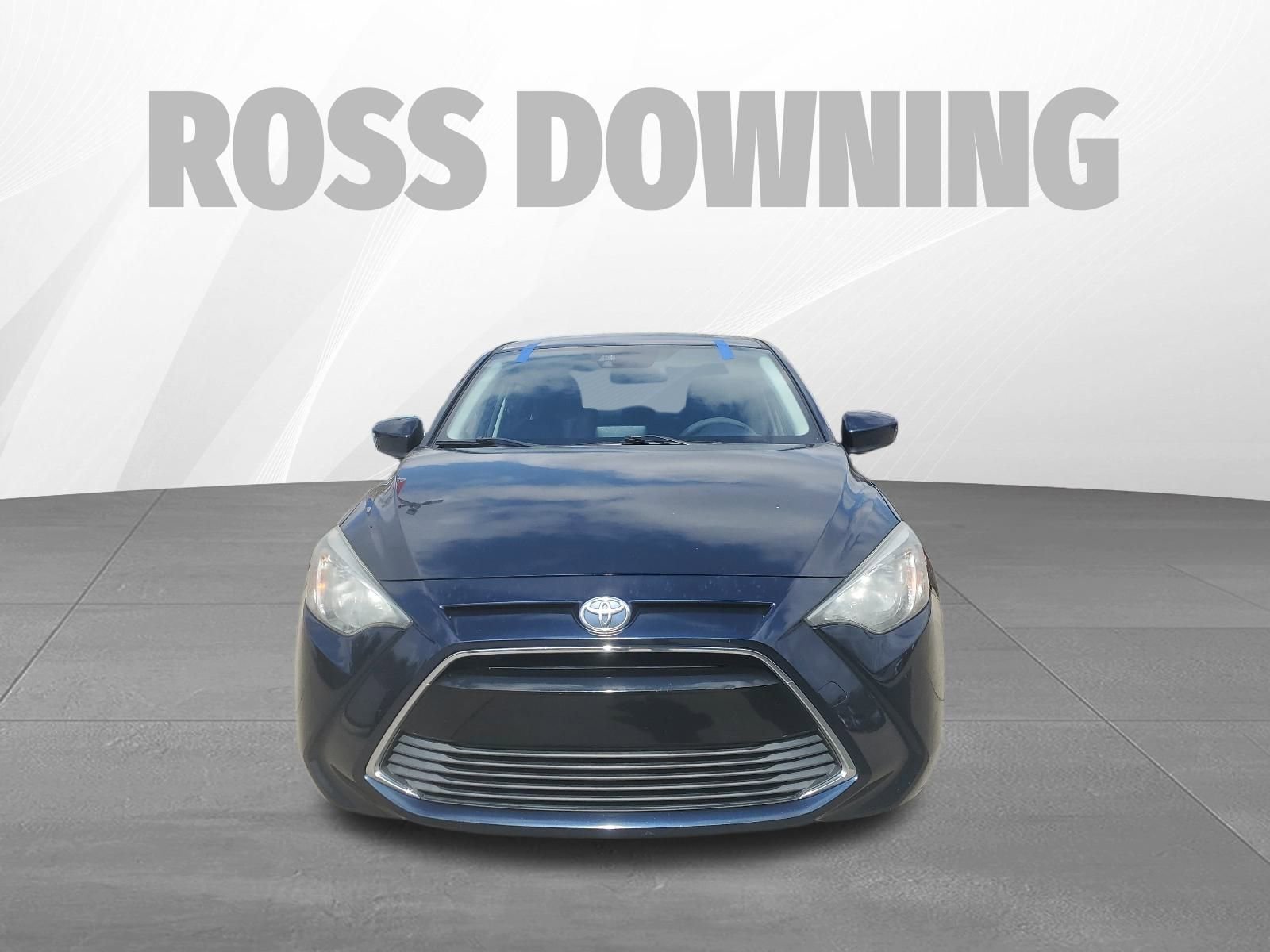 Used 2017 Toyota Yaris iA image 2