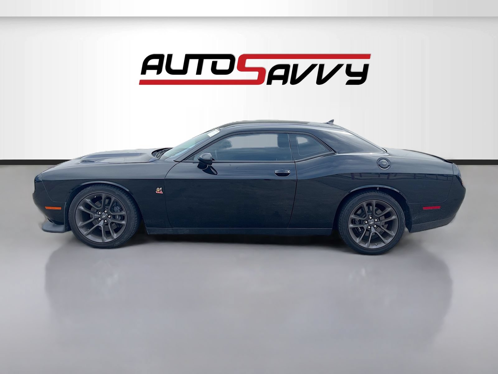 Used 2023 Dodge Challenger R/T Scat Pack RWD image 4