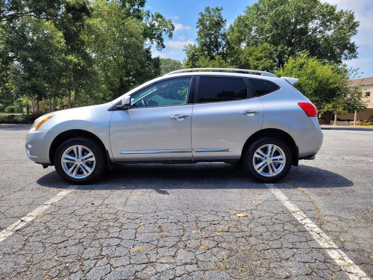 Used 2012 Nissan Rogue SV image 15