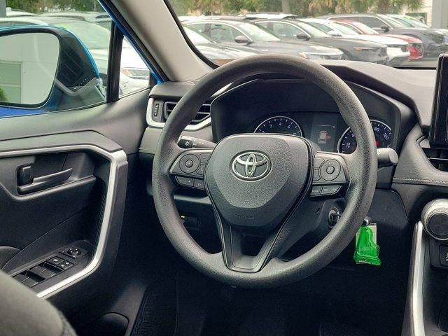 Used 2020 Toyota RAV4 LE w/ Carpet Mat Package FWD image 3