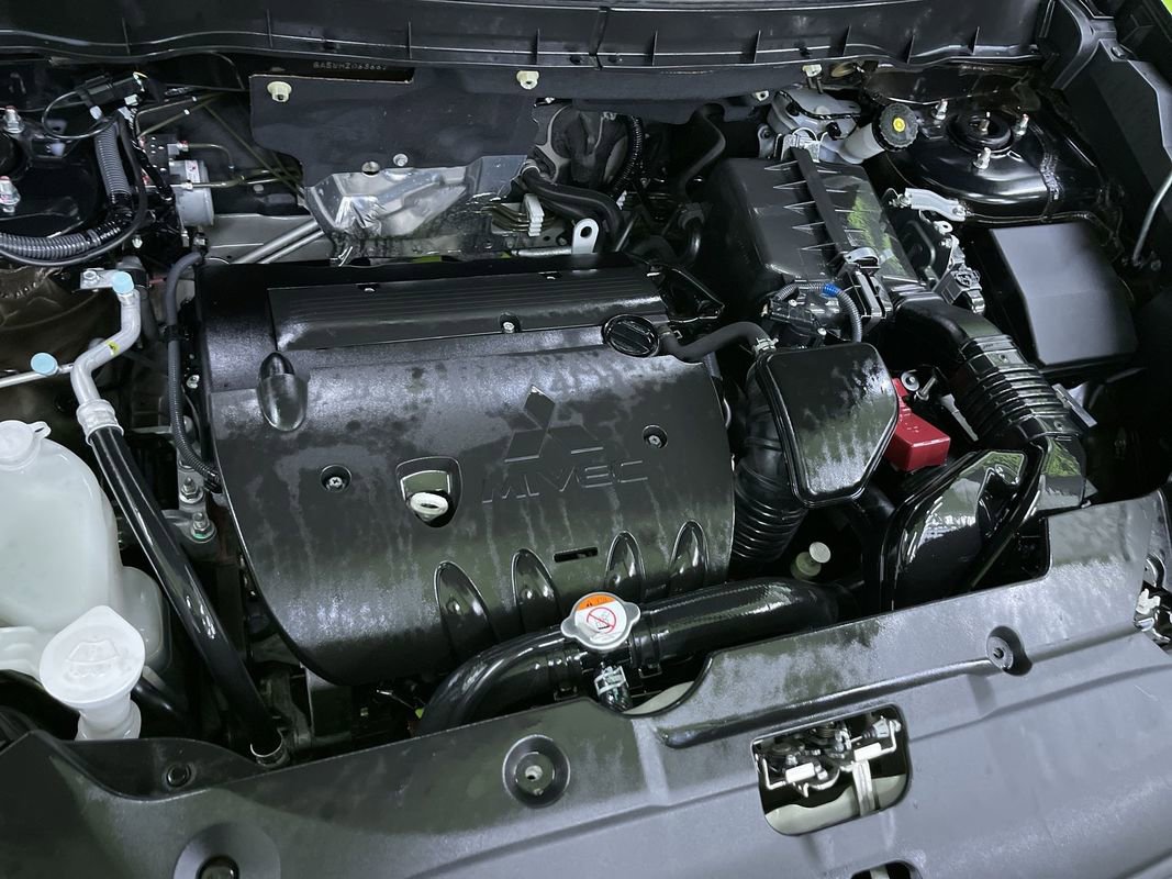 Used 2017 Mitsubishi Outlander Sport SE image 17