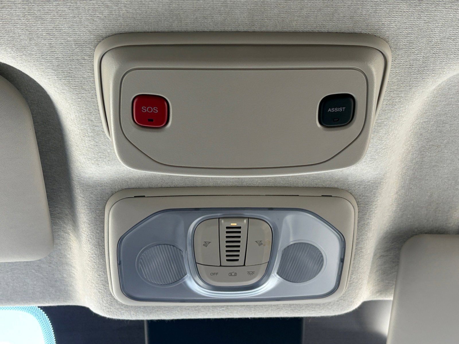 Used 2025 RAM ProMaster 2500 w/ Convenience Group FWD image 19