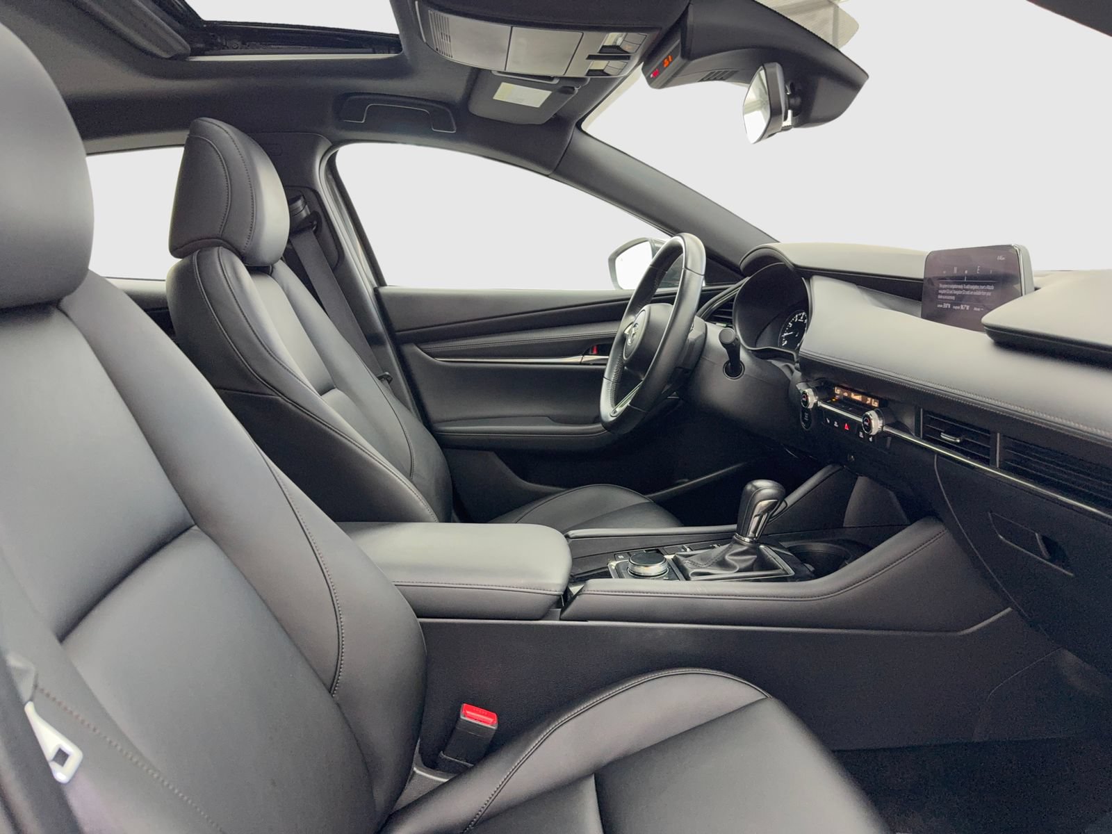 Used 2021 MAZDA MAZDA3 s FWD image 39