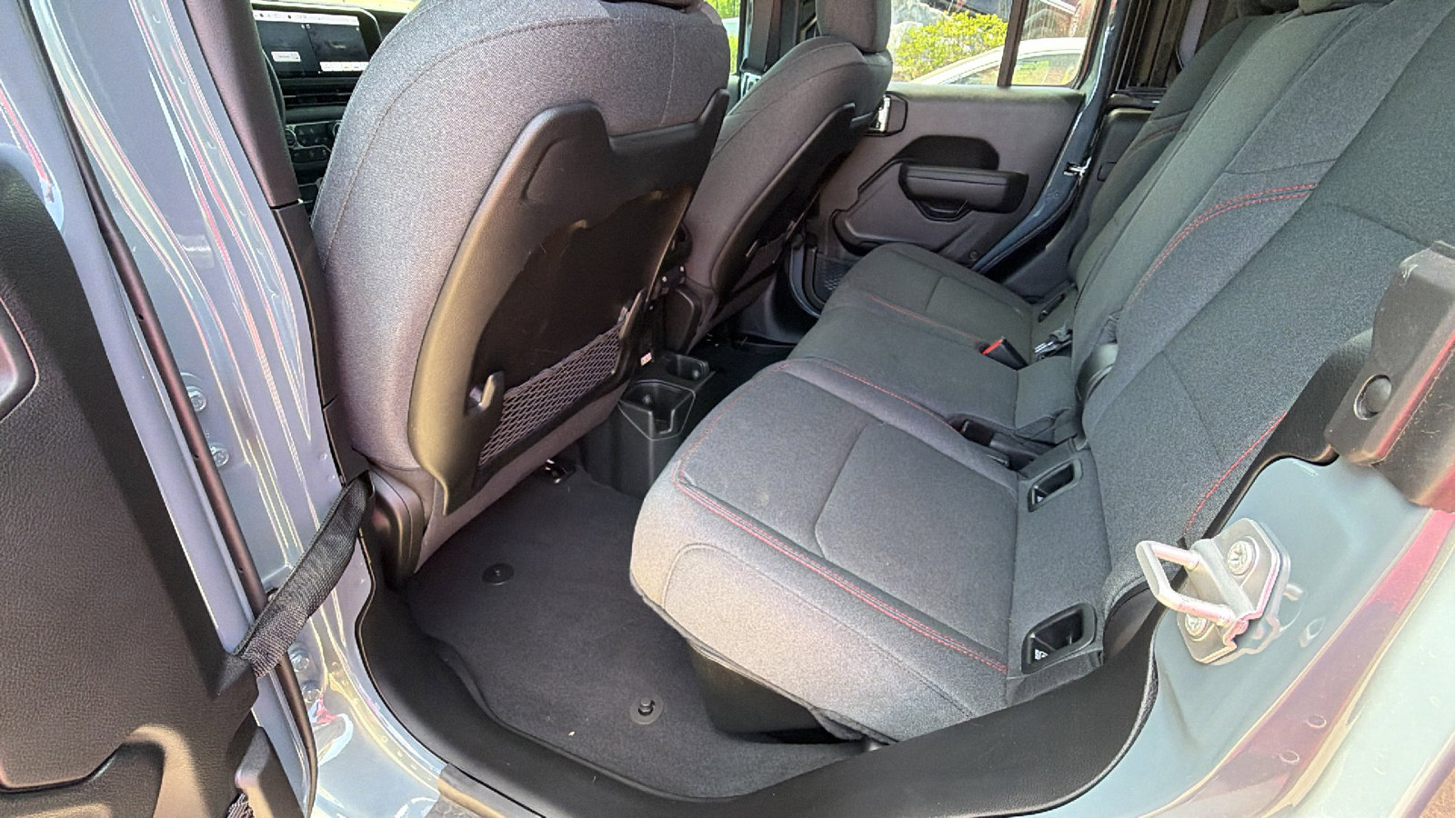 Used 2025 Jeep Gladiator Rubicon w/ Safety Group image 23