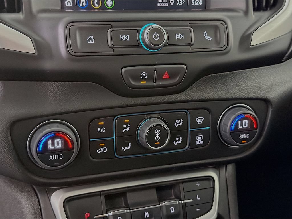 Used 2024 GMC Terrain SLE w/ Driver Convenience Package FWD image 19