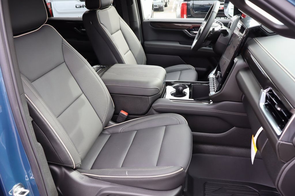New 2026 GMC Yukon XL Elevation w/ LPO, Floor Liner Package AWD/4WD image 29