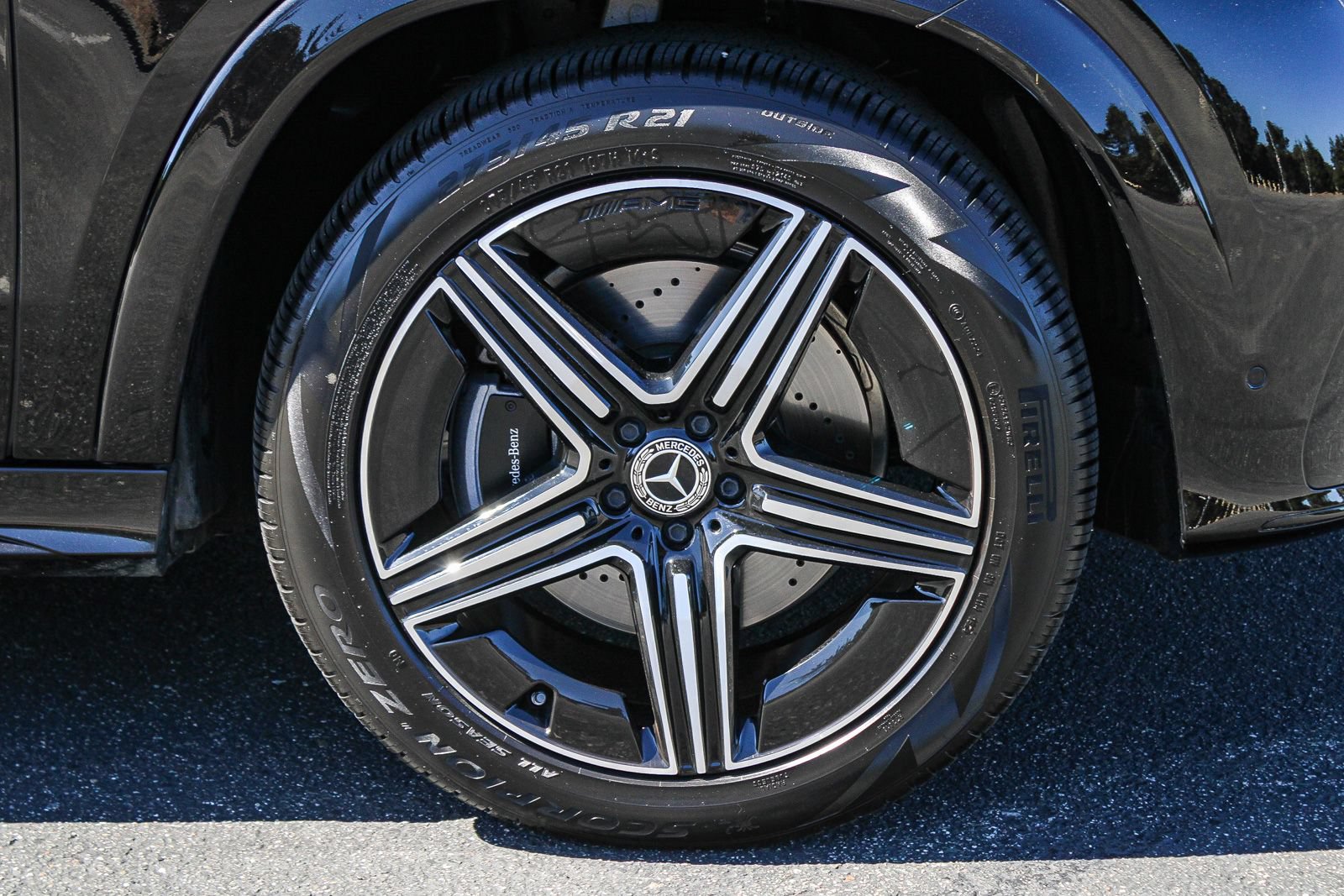 New 2025 Mercedes-Benz GLE 580 4MATIC image 11