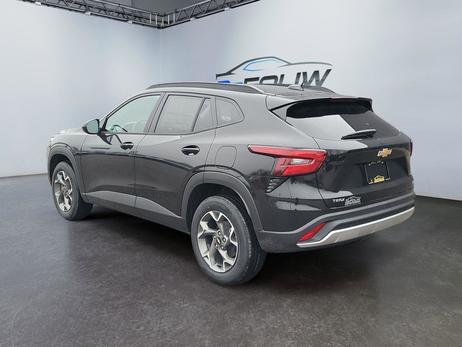 New 2026 Chevrolet Trax LT w/ Driver Confidence Package image 5