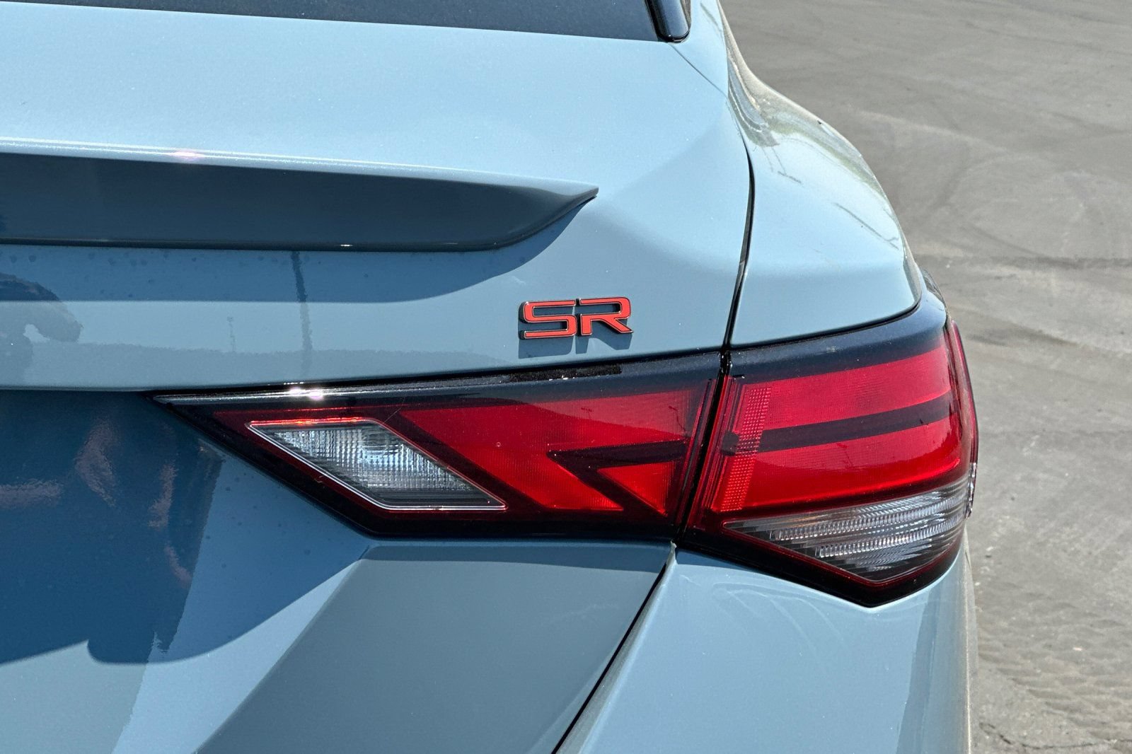Used 2025 Nissan Sentra SR w/ Trunk Package FWD image 37