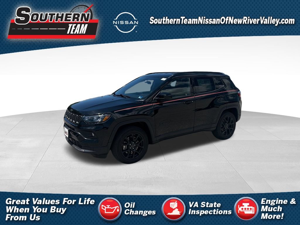 Used 2025 Jeep Compass Latitude w/ Convenience Group