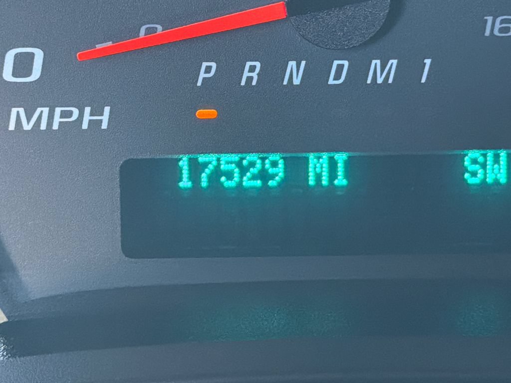 Used 2025 Chevrolet Express 3500 LS RWD image 23