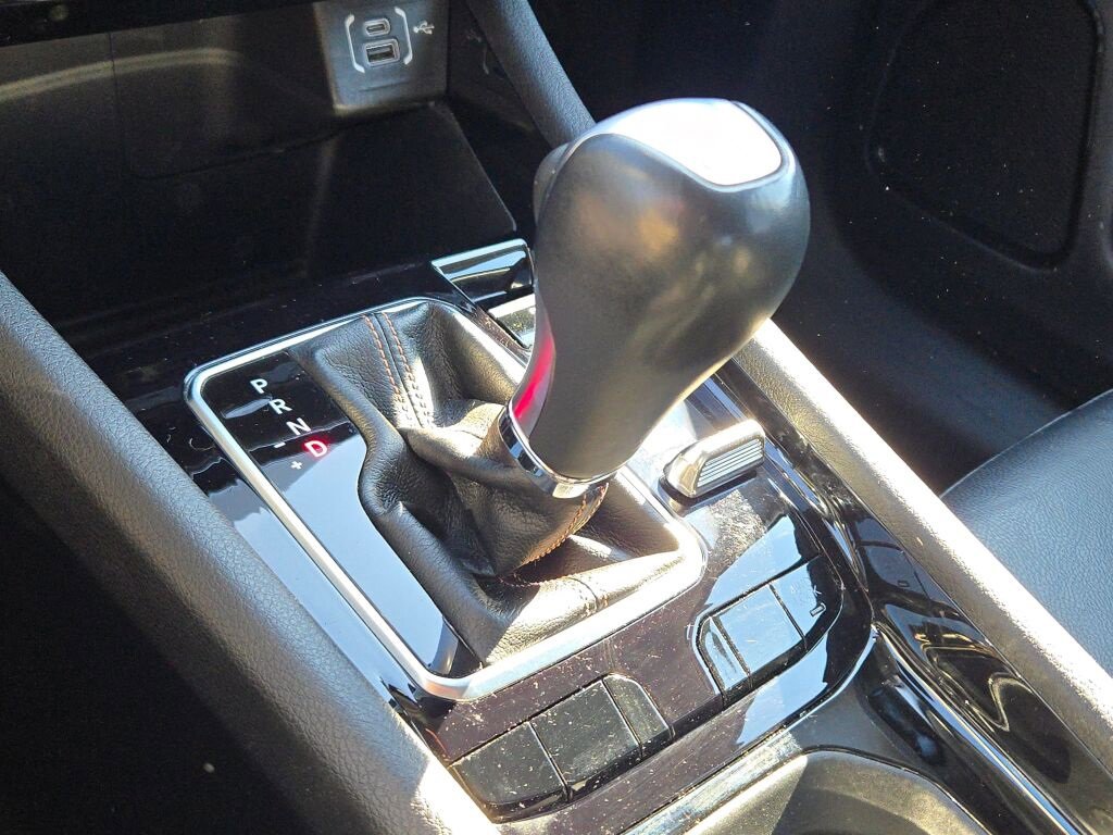 Used 2022 Jeep Compass Limited image 24