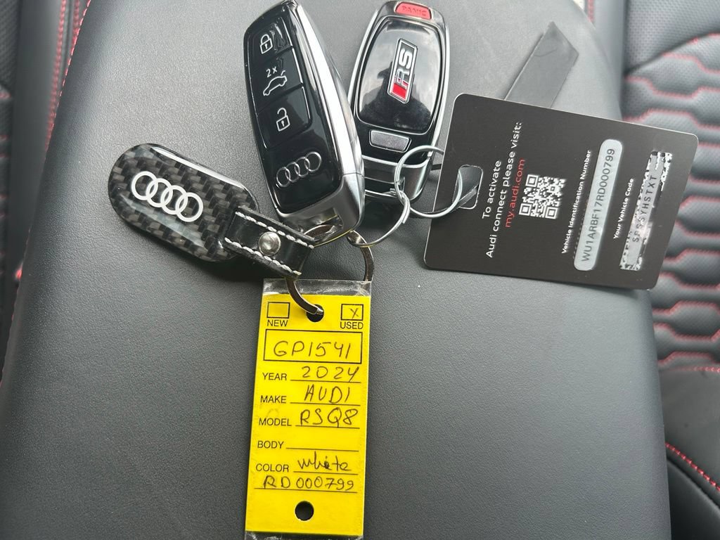 Used 2024 Audi RS Q8 AWD/4WD image 57