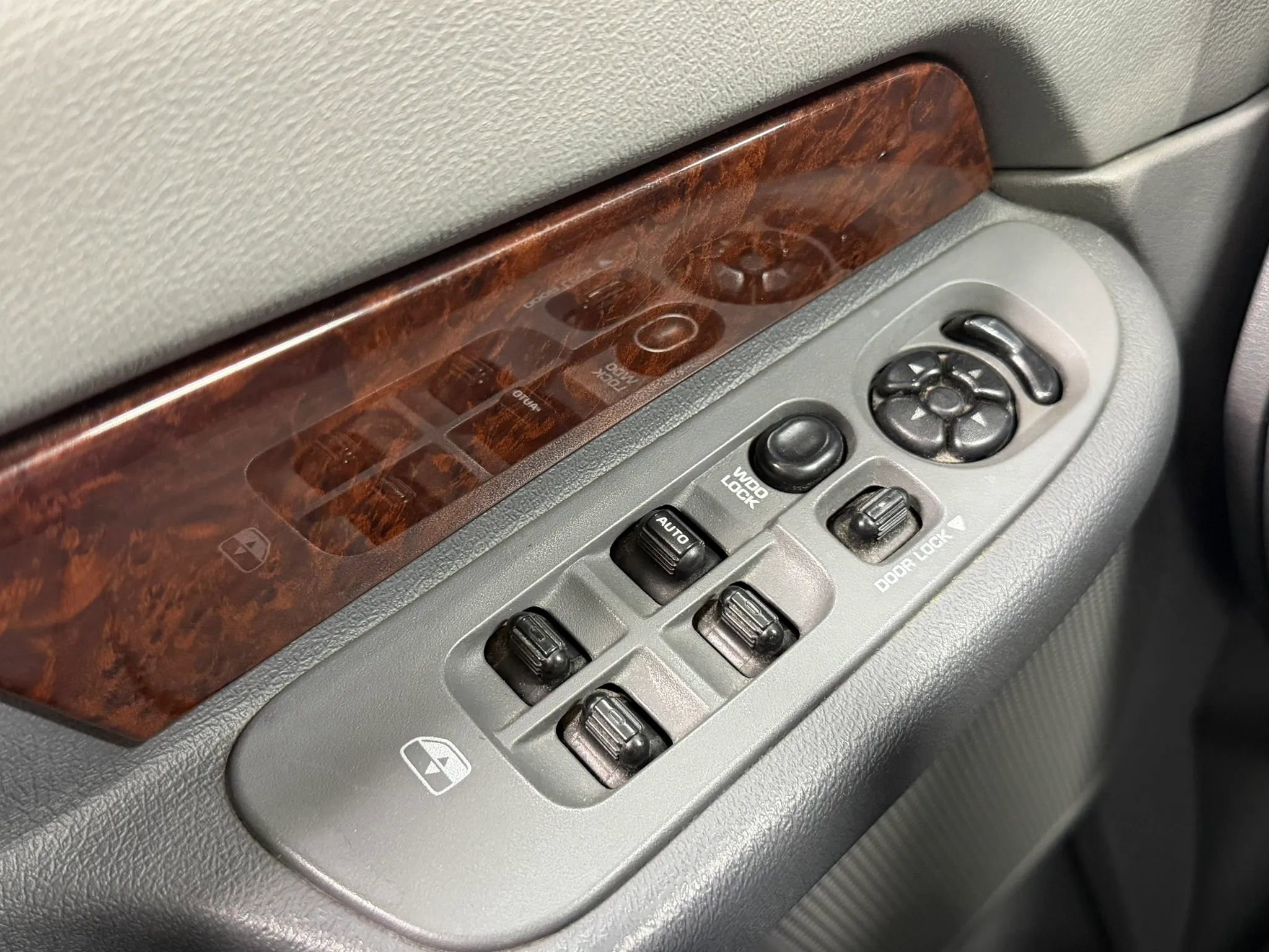 Used 2008 Dodge Ram 1500 Truck Laramie w/ Trailer Tow Group image 25