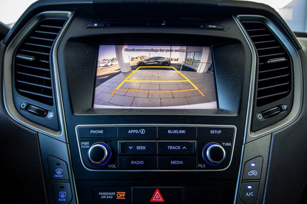 Used 2018 Hyundai Santa Fe Sport image 3