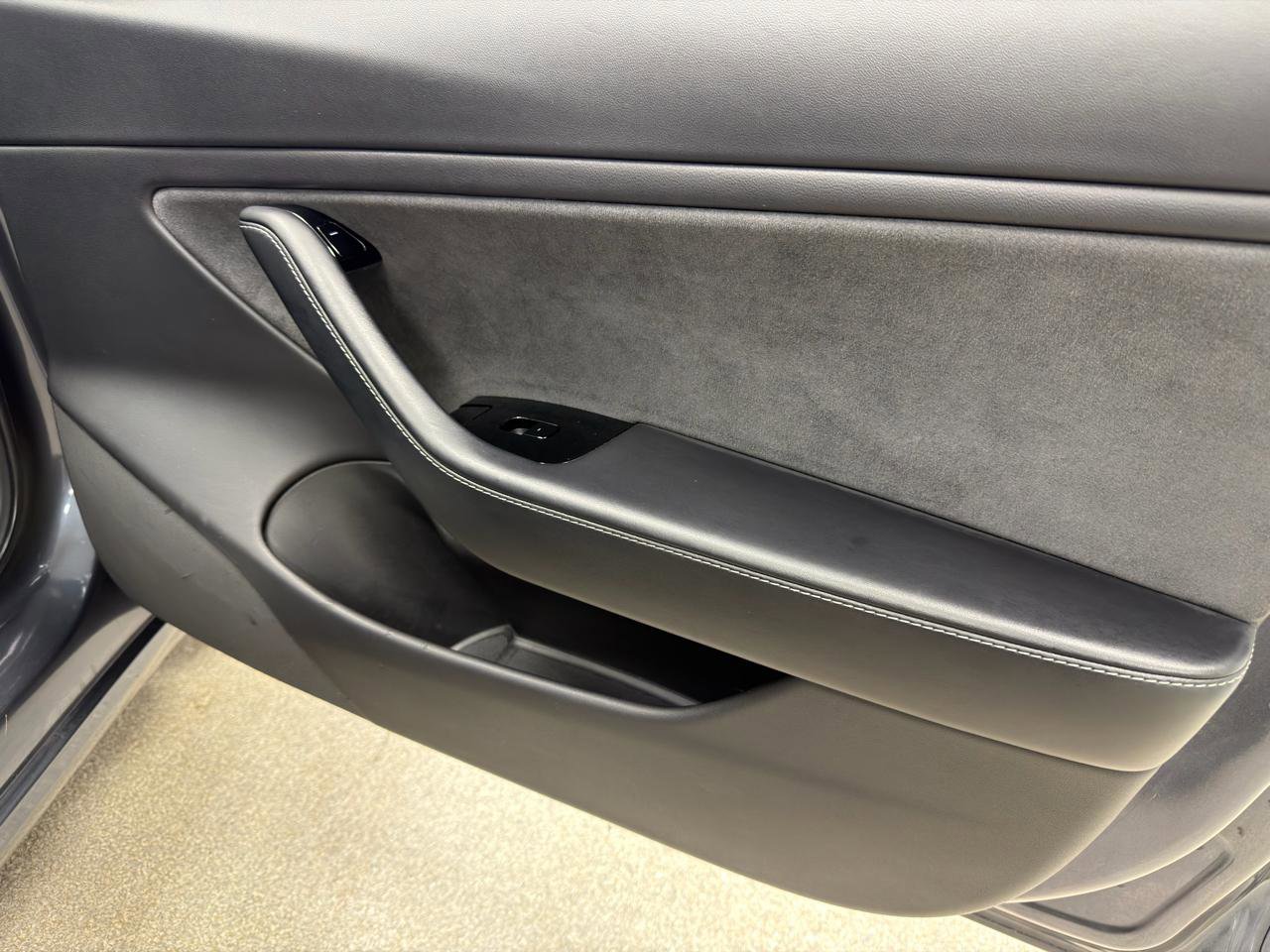 Used 2018 Tesla Model 3 Mid Range image 13