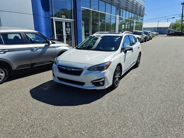 Used 2017 Subaru Impreza 2.0i Limited w/ Moonroof/BSD & Rcta/Eyesight AWD/4WD image 3