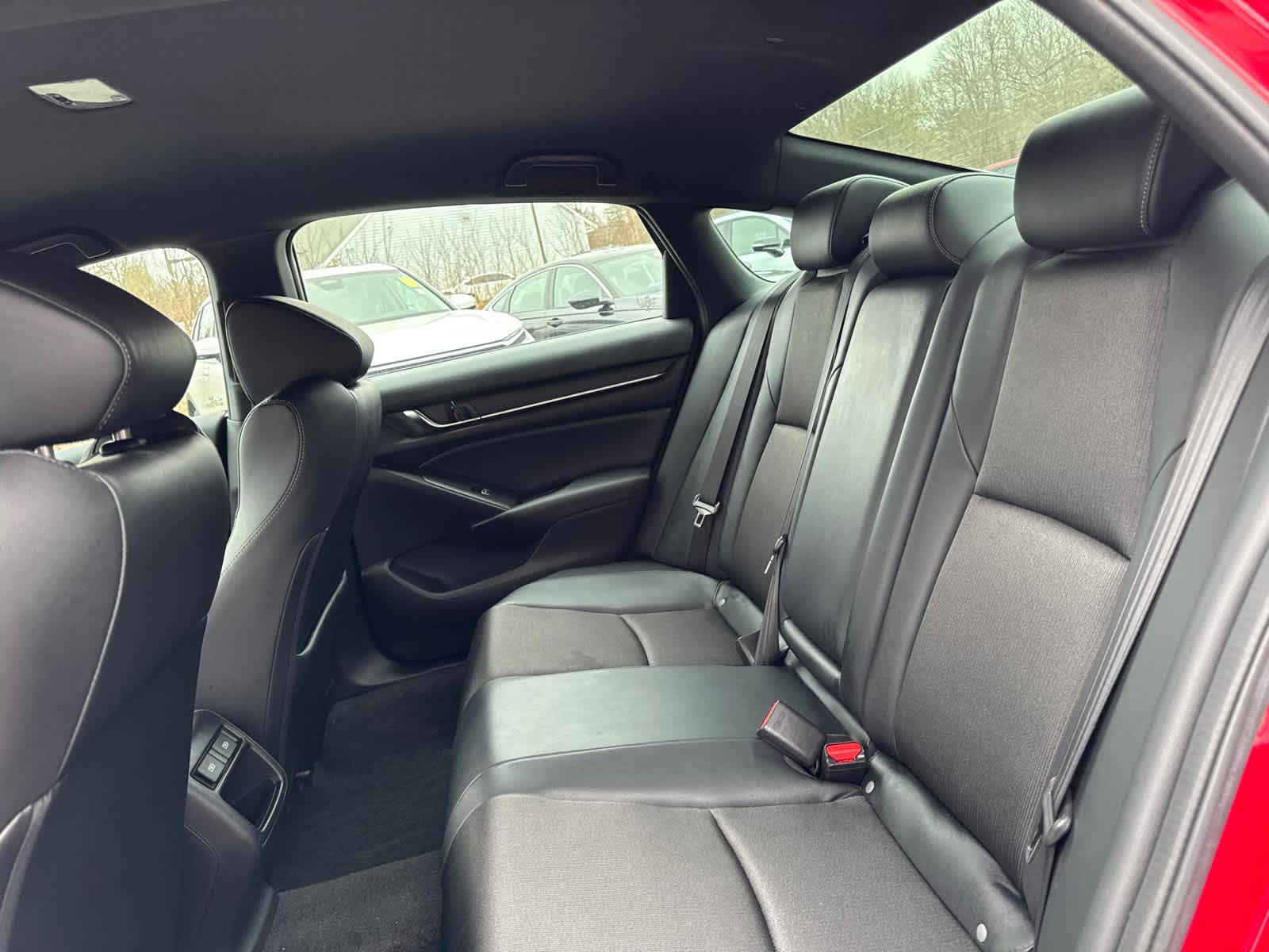 Used 2022 Honda Accord Sport image 30