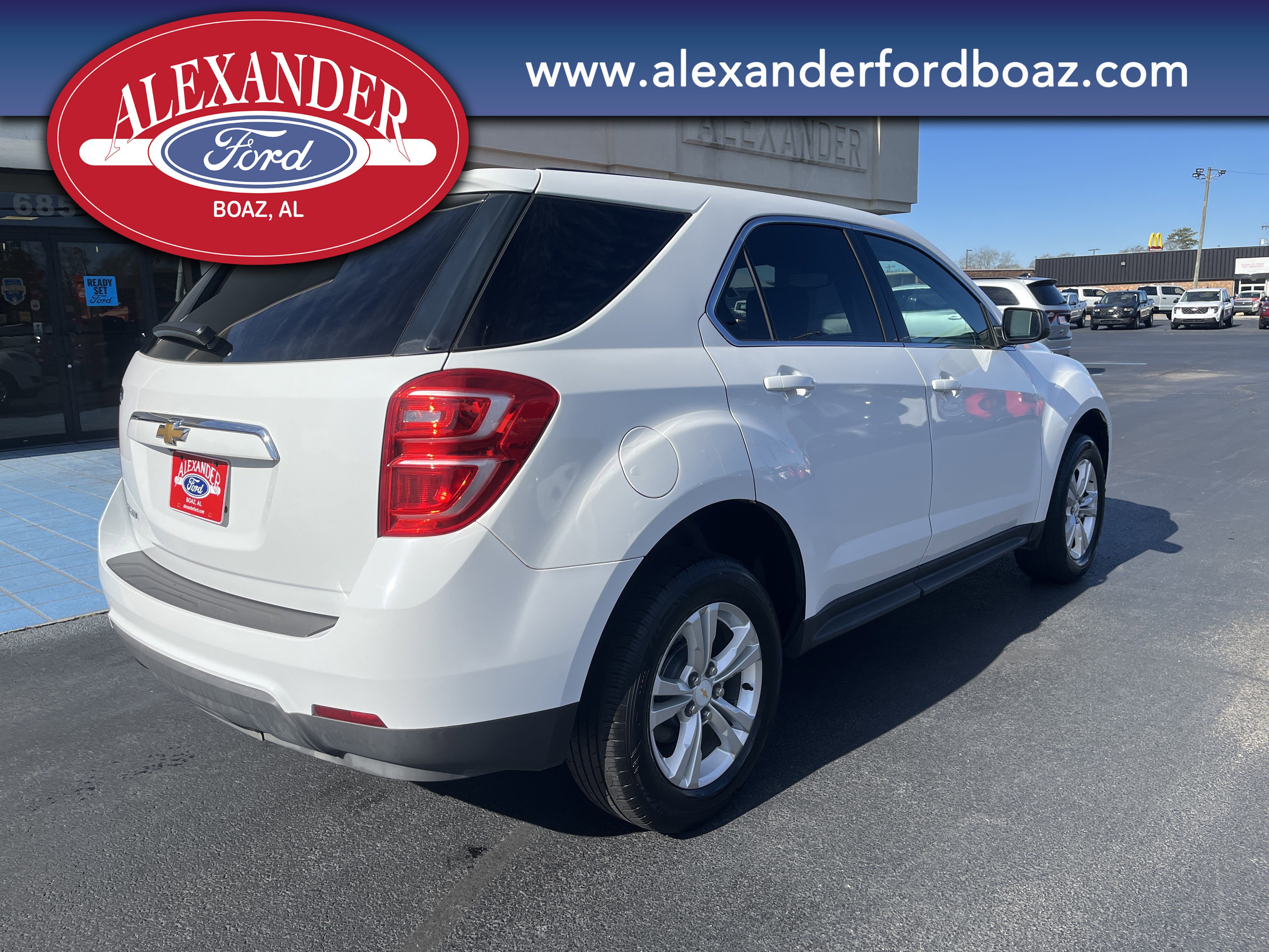 Used 2017 Chevrolet Equinox LS image 4