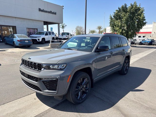 New 2027 Jeep Grand Cherokee L Limited AWD/4WD image 1