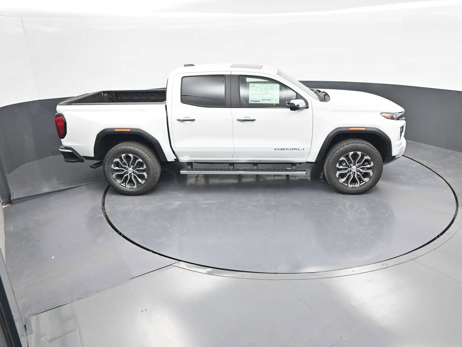 New 2026 GMC Canyon Denali AWD/4WD image 35
