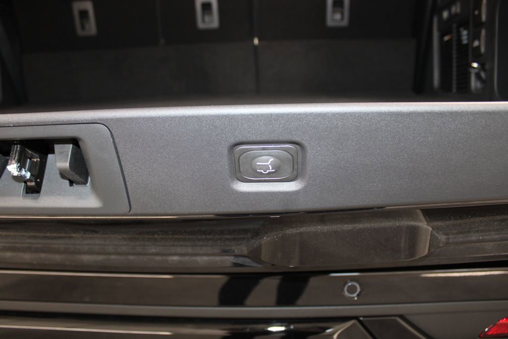 New 2025 Ford Expedition Platinum image 28