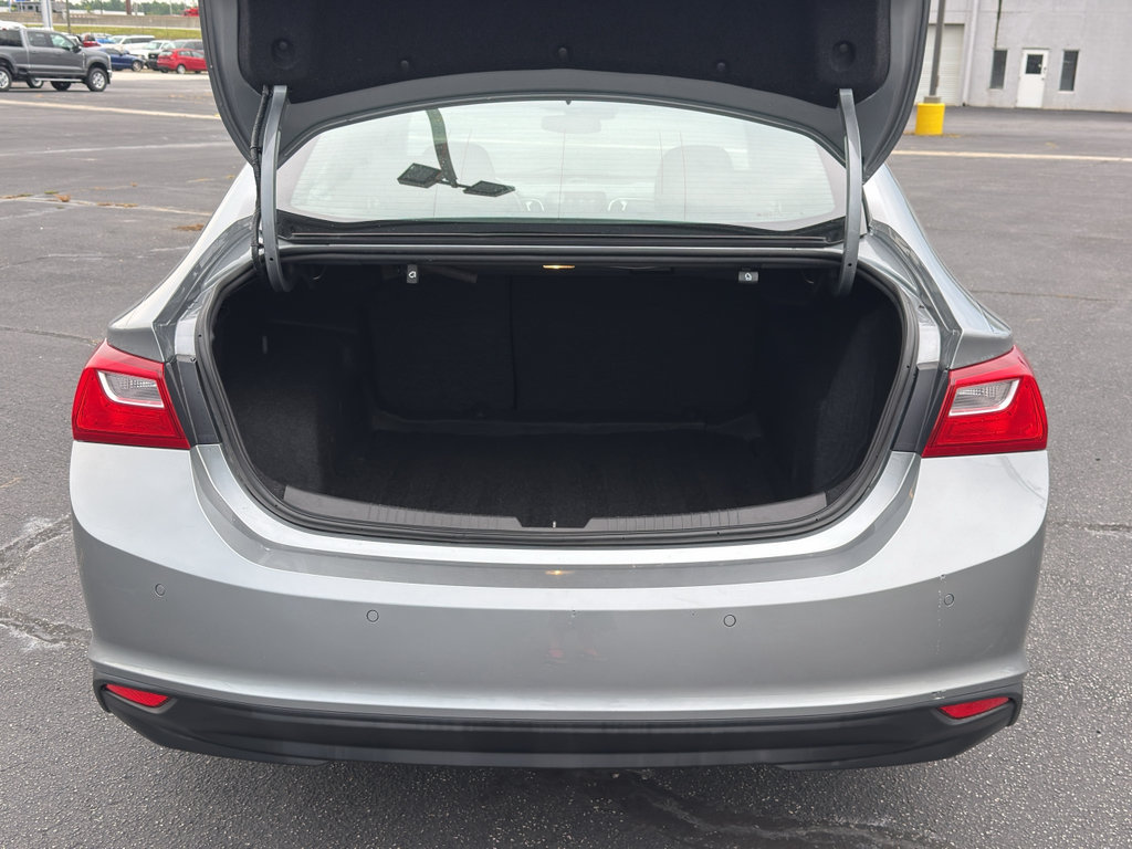 Used 2024 Chevrolet Malibu LT FWD image 9