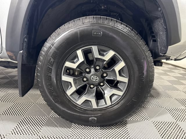 Certified 2023 Toyota Tacoma TRD Off-Road w/ Technology Package AWD/4WD image 11